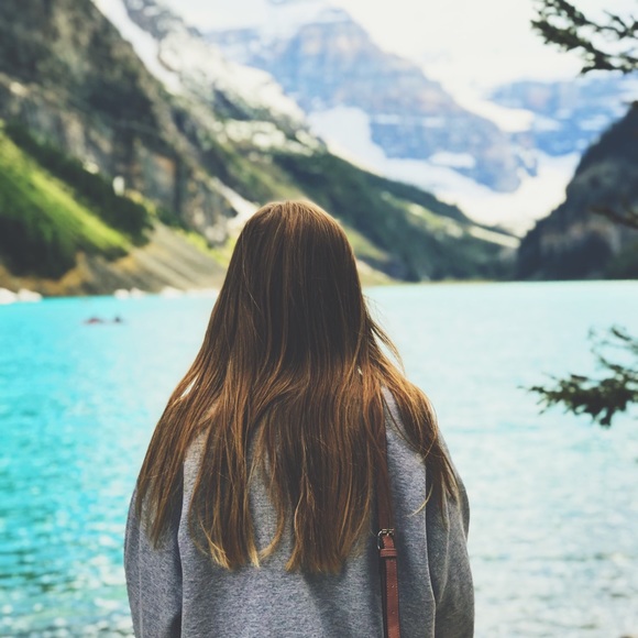 Meet your Posher, Maria - Picture 1 of 3